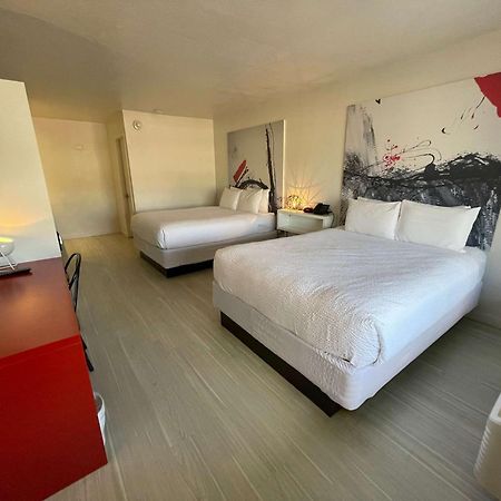 Newly Room In Cozy Hotel With Super Location To The Parks 키시미 외부 사진